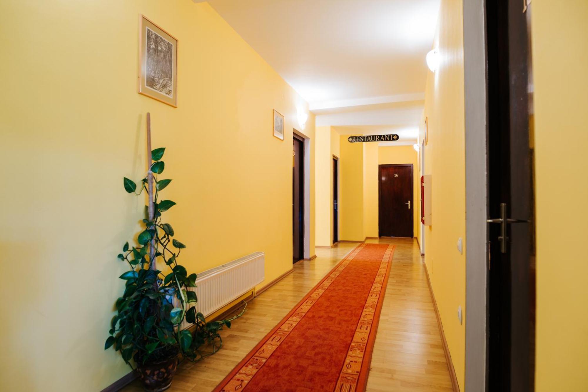 Lazar Pension & Restaurant Gheorgheni  Dış mekan fotoğraf