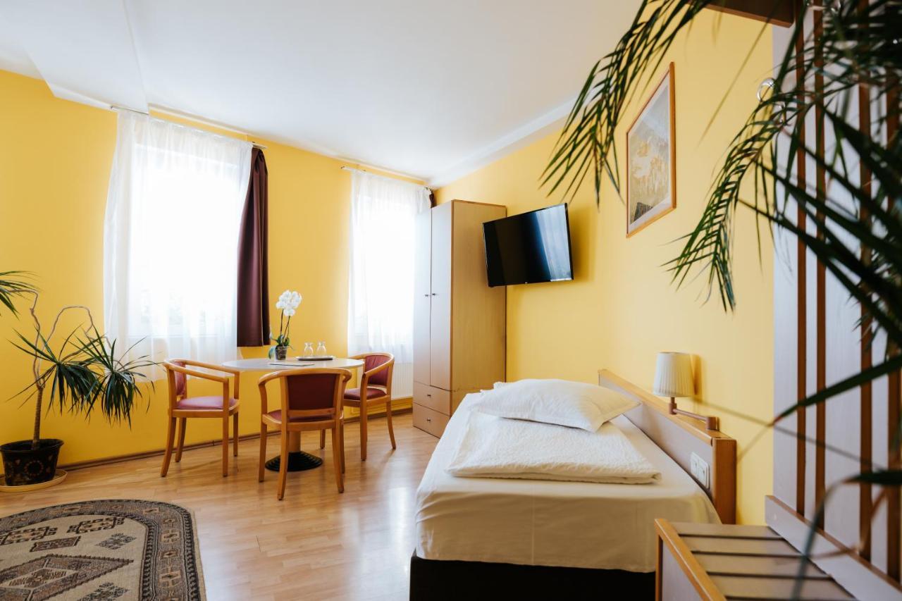 Lazar Pension & Restaurant Gheorgheni  Dış mekan fotoğraf